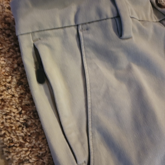 Dockers Slim Tapered Khaki Pants 30 Waist Cream - Picture 8 of 9